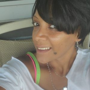 Meet your Posher, Jeanette